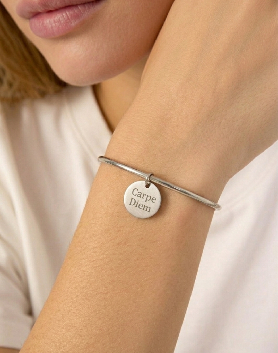 Lexie steel bezel