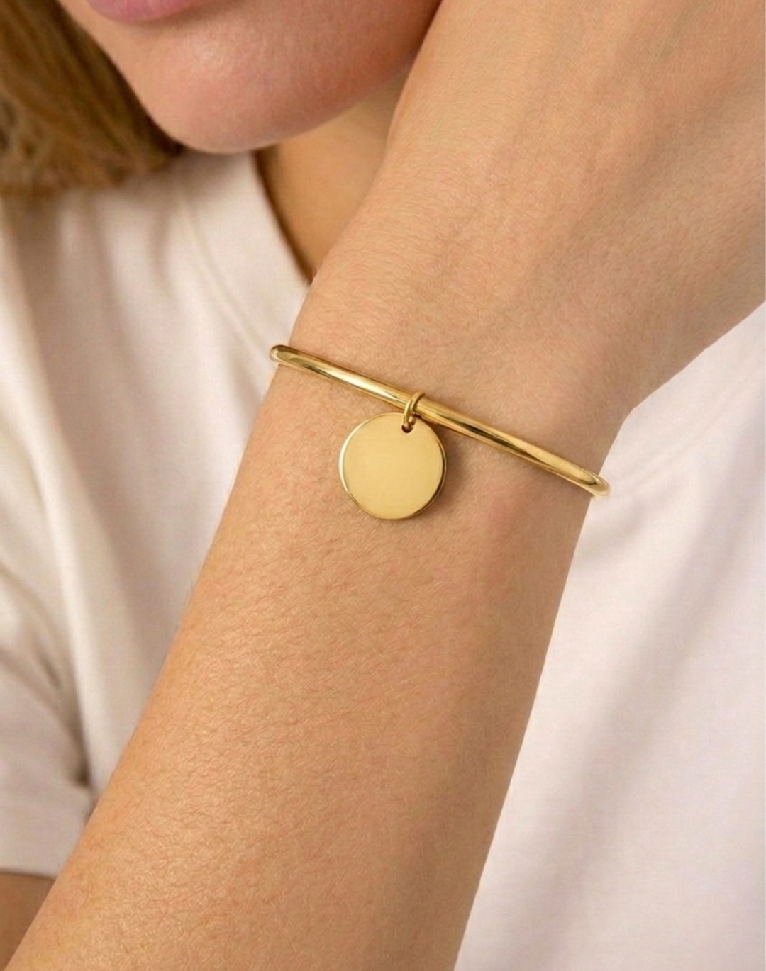 Lucia steel bezel