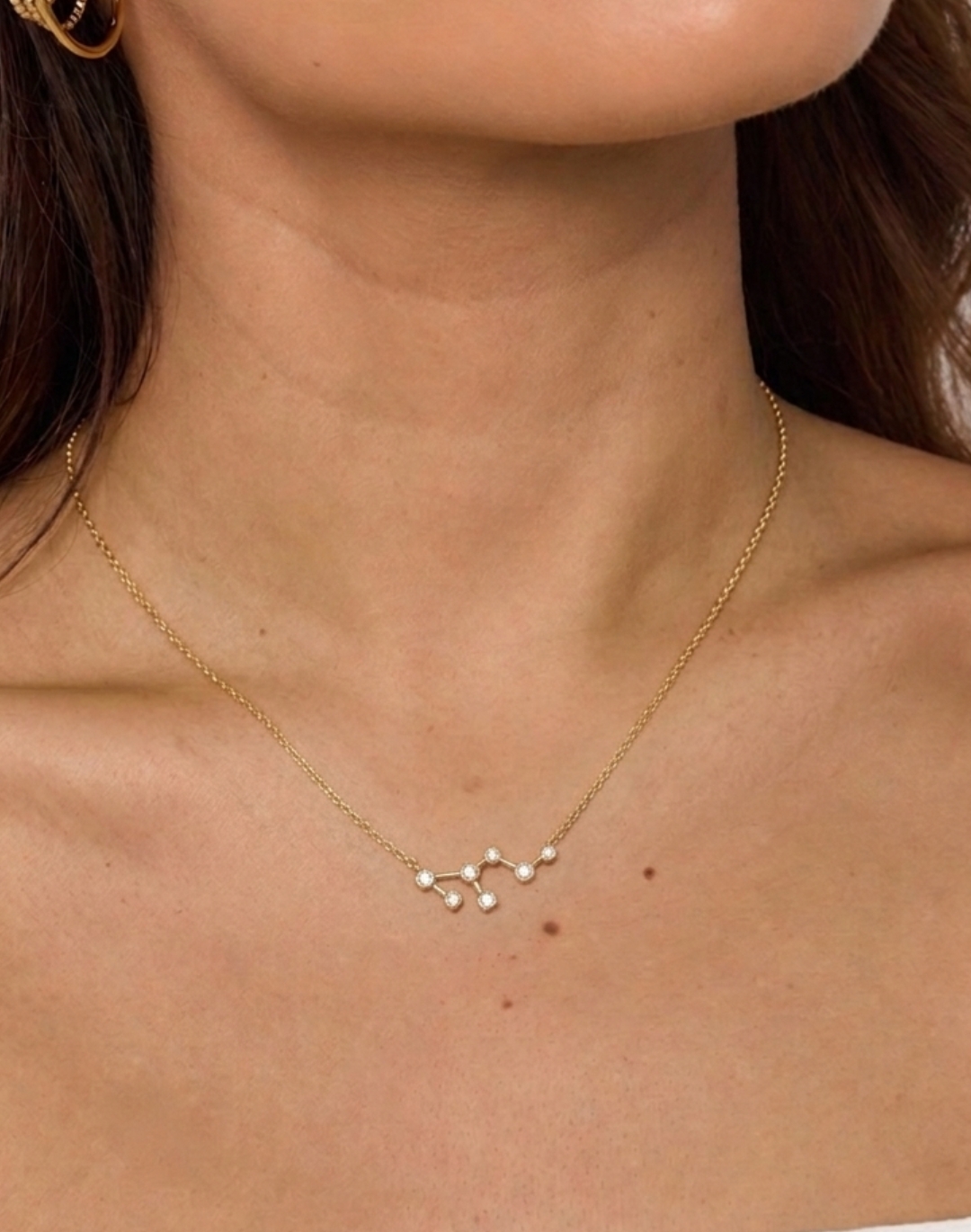 Collier Leo